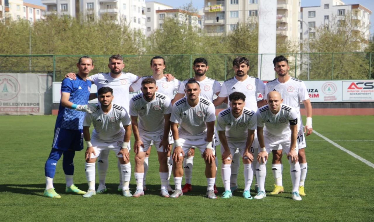 Karaköprüspor’a Şampiyonluk İçin 1 Puan Yetiyor