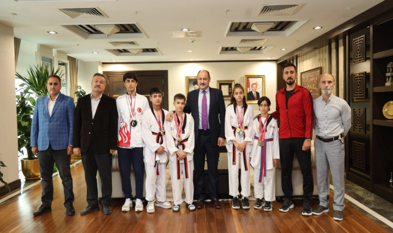 Başkan Gülpınar, genç sporcuları ağırladı