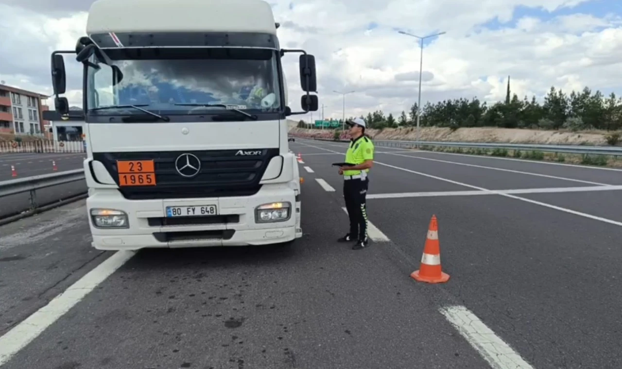 Şanlıurfa’da trafik denetimlerinde sürücülere ceza yağdı