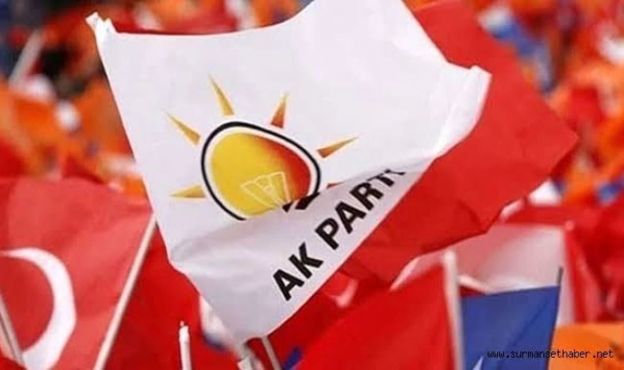 İstifa Eden AK Partili Başkandan Genel Merkeze Eleştiri: Cumhurbaşkanı'na Sahte Anket Sundular!