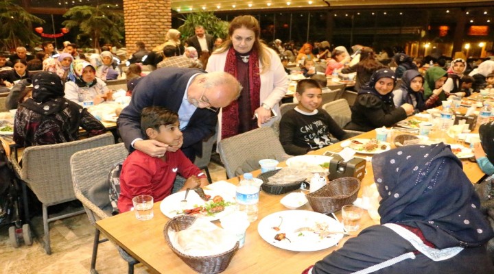 Büyükşehir yetim ve öksüzleri unutmadı