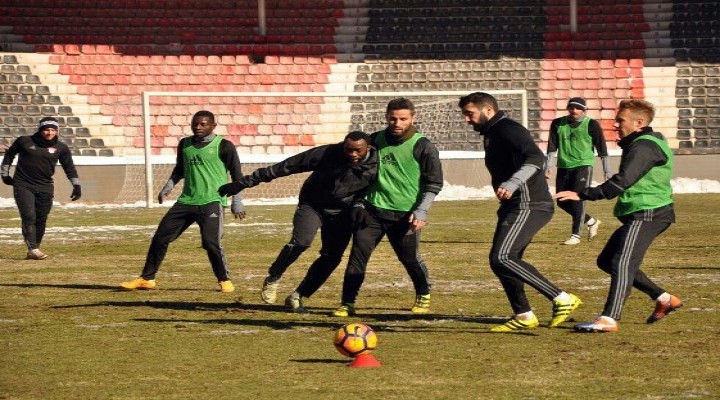 Şanlıurfaspor’a yenilen Gaziantepspor hoca değiştirdi