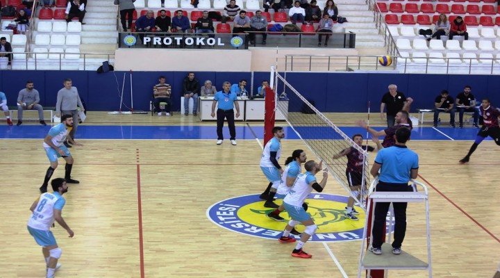 Haliliye voleybol takımından, play-off yolunda önemli galibiyet