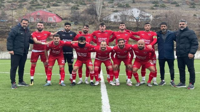 Viranşehir Belediyespor'un Zirve Mücadelesi Sürüyor