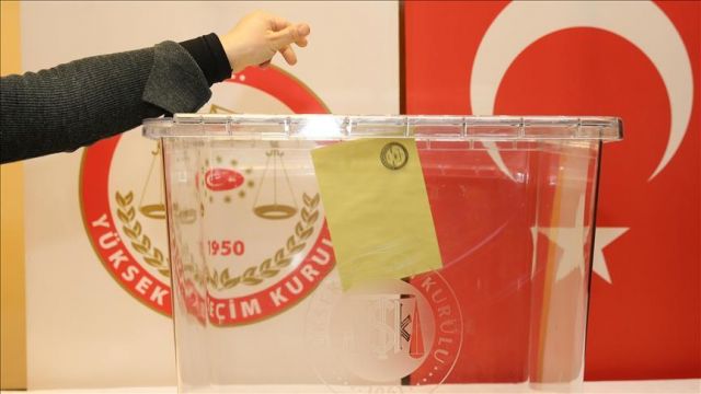 Kent Konseyi Seçime Gitti: Başkan, Güven Tazeledi