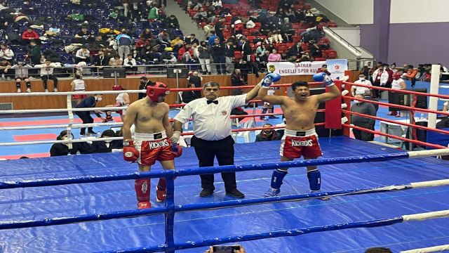 Urfalı Kick Boks Takımı Turnuvaya Damga Vurdu