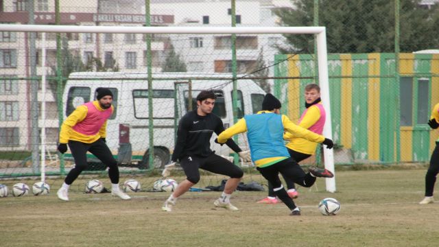 Urfaspor, Kırklarelispor’a Bileniyor