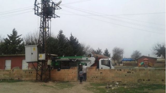 Elektriksiz Kalan Kırsal Mahallenin Sorunu Çözüldü