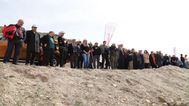 Urfa'da GARD Ormanı İçin Fidanlar Dikildi