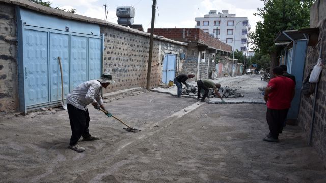 Siverek’te üst yapı çalışmaları sürüyor