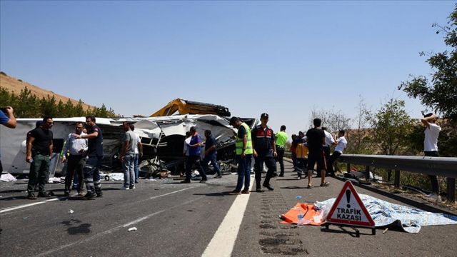 Gaziantep ve Mardin'deki trafik kazası mağduru ailelere maddi destek