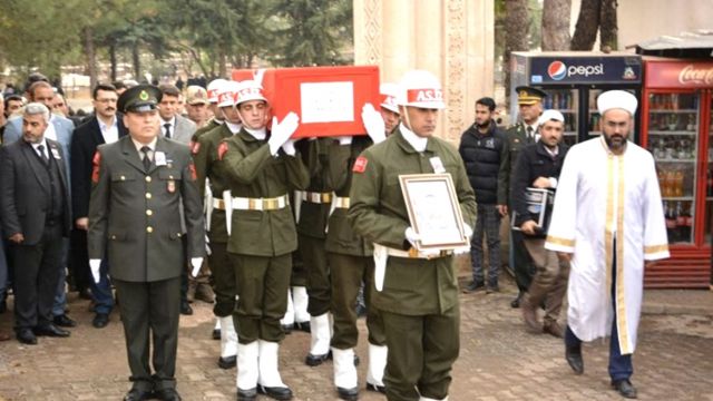 Urfalı asker son yolculuğuna uğurlandı!