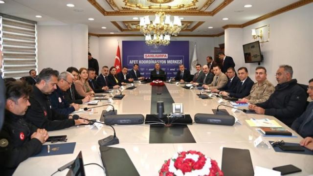 Çavuşoğlu deprem ve sel sonrası yapılan çalışmaları dinledi