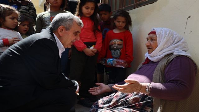 Başkan Beyazgül selden etkilenen vatandaşları yanlız bırakmadı