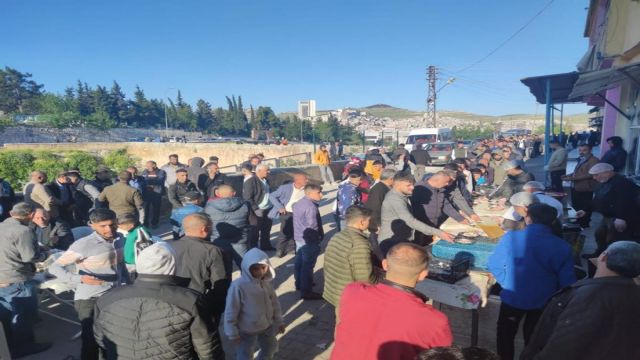 Şanlıurfa'da Bayramda binlerce kişiye tirit ikramı