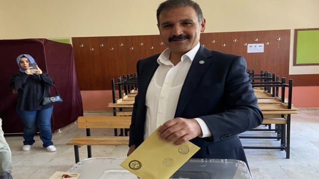 İYi Parti Urfa adayı Yetim oyunu kullandı