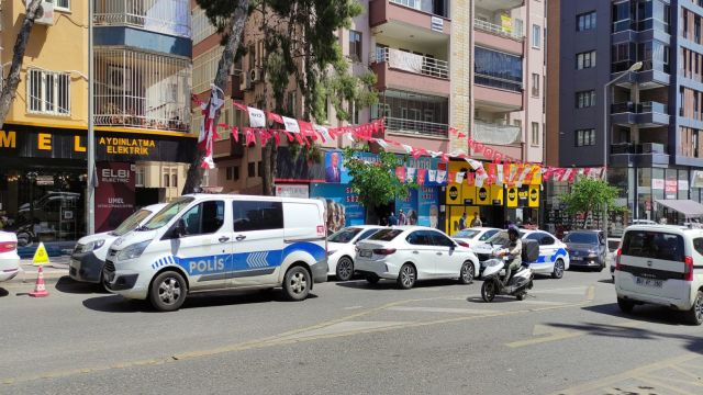 Urfa'da CHP'nin seçim ofisine mermi atıldığı ileri sürüldü