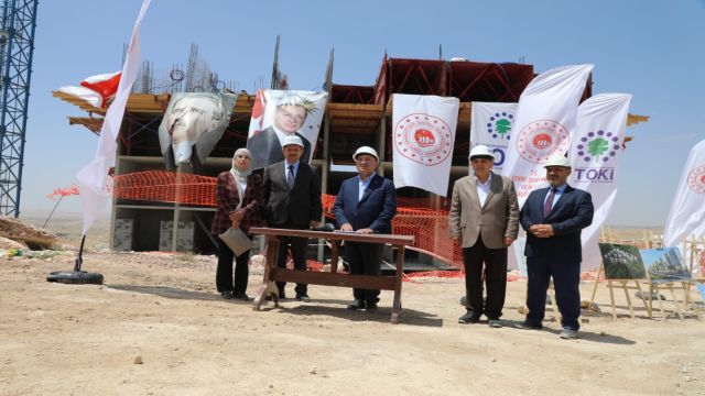 Urfa'daki deprem konutlarında ilk teslimat tarihi açıklandı