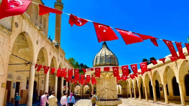 Şanlıurfa’da Bayram namazı saat kaçta kılınacak?