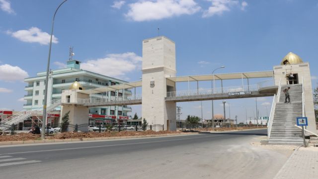 Şanlıurfa’da büyük hizmet:üst geçit açıldı.