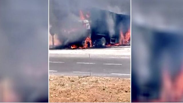 Şanlıurfa’da Tır alev topuna döndü!