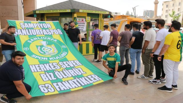 Şanlıurfaspor taraftarından bilete yoğun ilgi