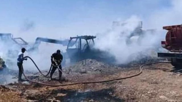 Urfa’da iş makinesi alevlere teslim oldu!