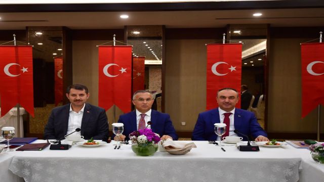 Şanlıurfa’da Suriye görev gücü toplantısı