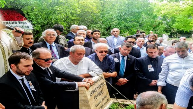 Cevheri cenaze töreninden karalar