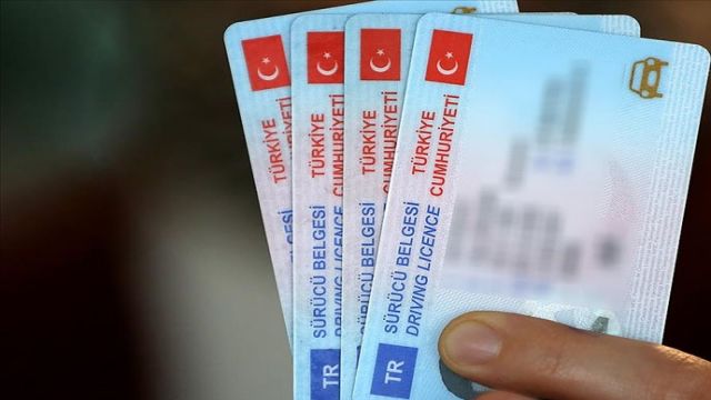 Ehliyette yaş sınırı düzenlemesi yapıldı