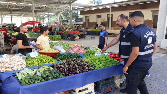 Haliliye zabıta ekipleri pazar yeri denetimlerini sürdürüyor