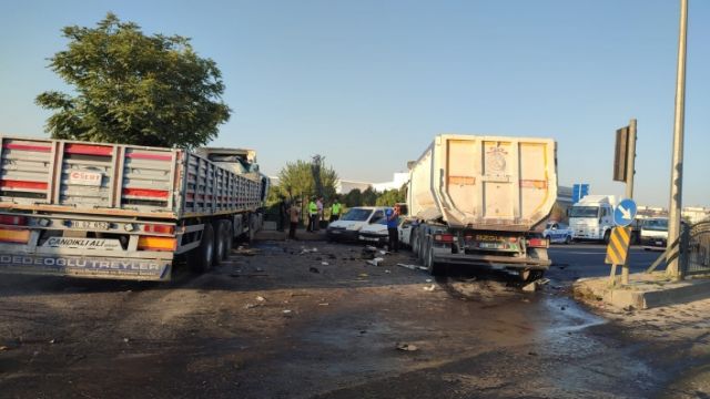 Viranşehir yolunda trafik kazası: 2 kişi yaralandı!