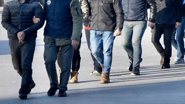 Haliliye’de silahlı tehtid suçundan 4 kişi tutuklandı