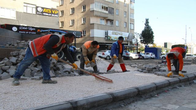 Haliliye’de yol çalışmaları devam ediyor