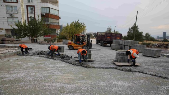 Karaköprü’de yollar yenileniyor