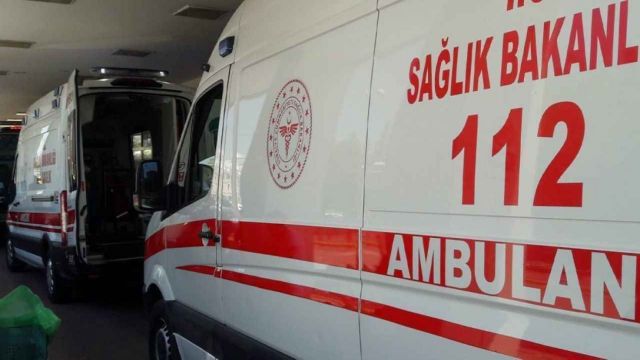 Şanlıurfa'da trafik kazası: 1 ölü, 2 yaralı