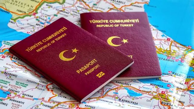 Türk Pasaportu Değer Kaybı Yaşıyor