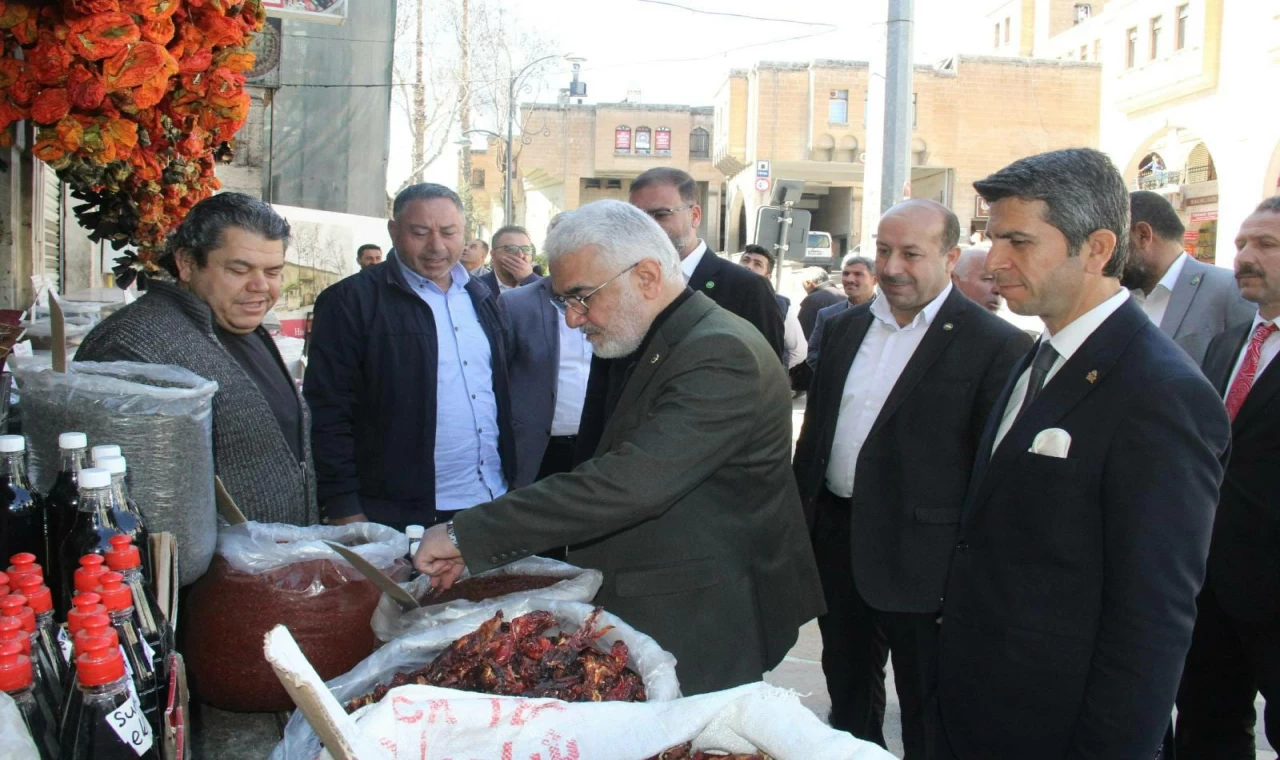 HÜDA PAR Genel Başkanı Yapıcıoğlu’na Şanlıurfa halkından büyük teveccüh!