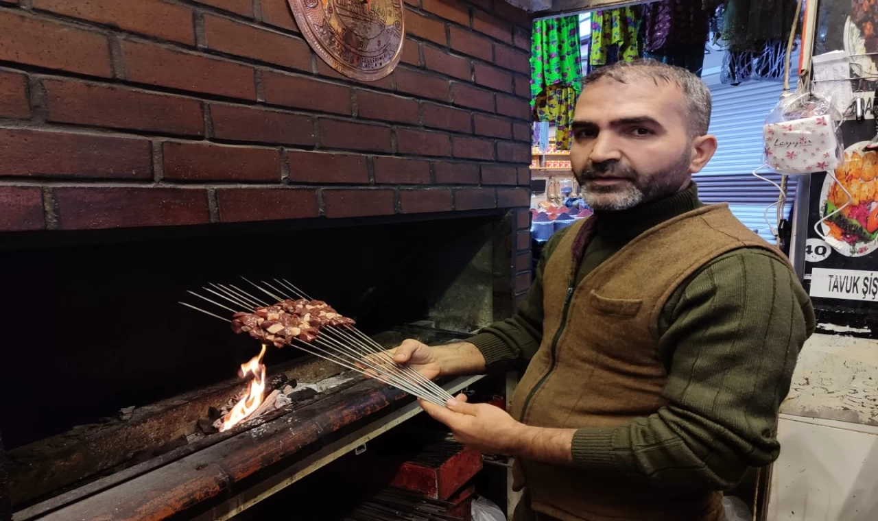 Şanlıurfalı ciğerciler dert yanıyor, ramazanda yoğunluk beklemiyorlar