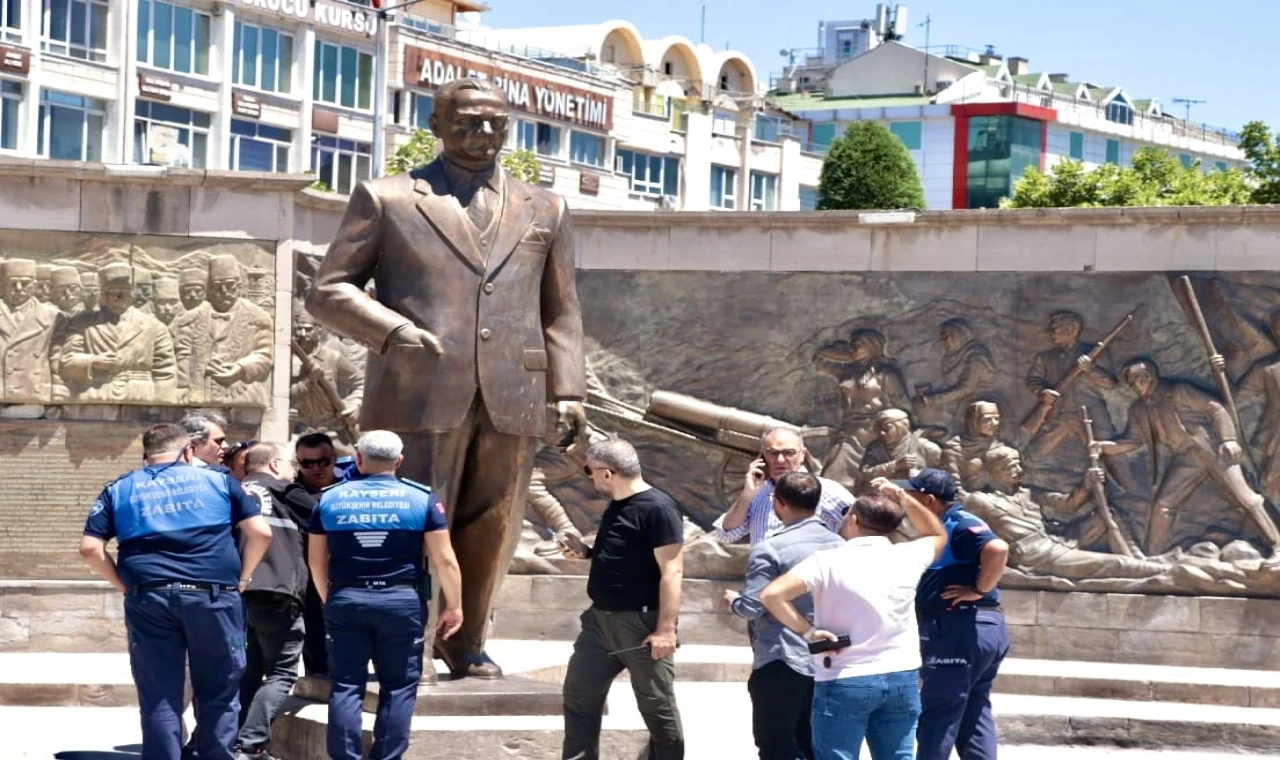 Hazreti İbrahim'in Putları Yıktığı Gibi Biz de Yıkmak İstedik!