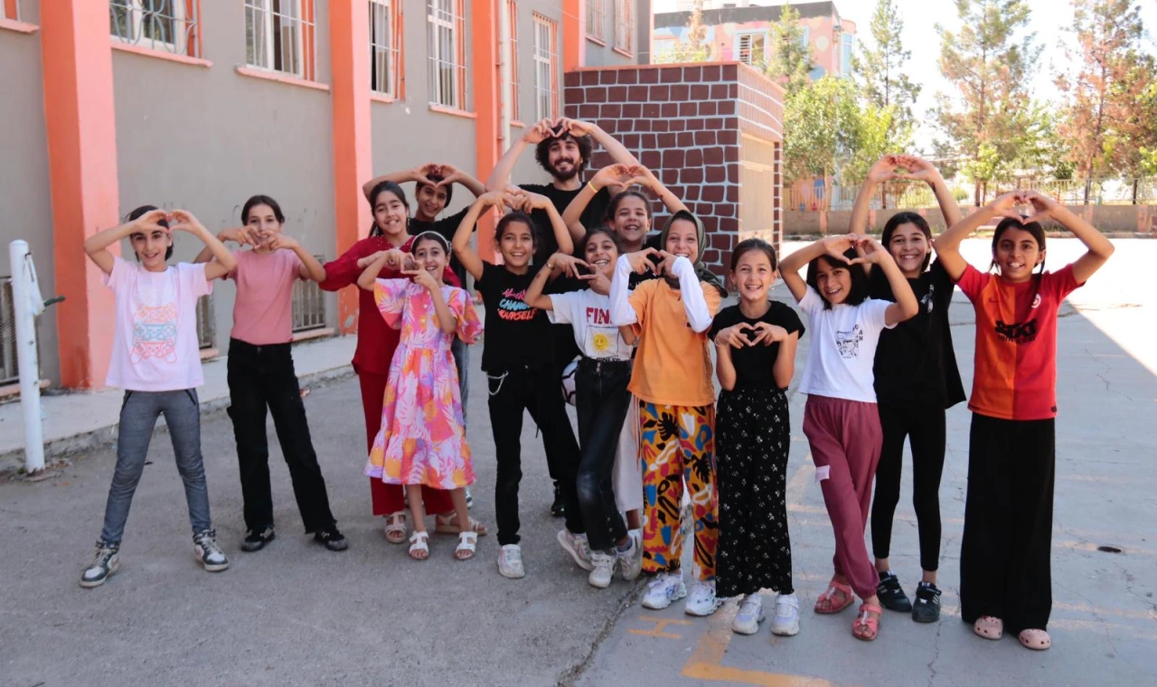 TÜGVA Siverek 4 Bin Öğrenciyle "Yaz Okulu Projesi"nin Açılışını Yaptı