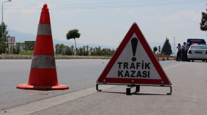 Şarampole devrilen traktörün sürücüsü öldü