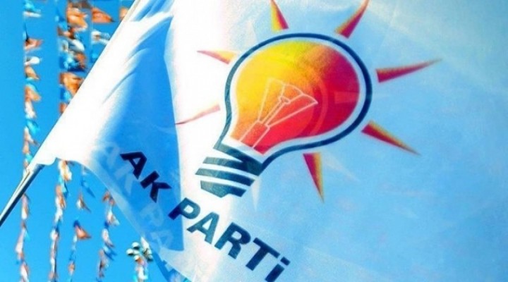 AK Parti il başkanı istifa etti