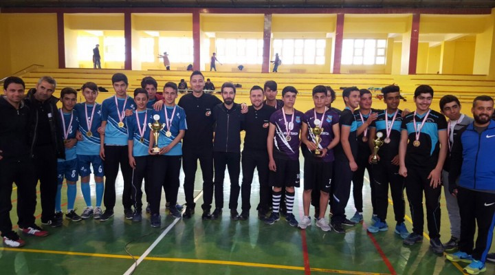 Nefes kesen Badminton müsabakaları sona erdi