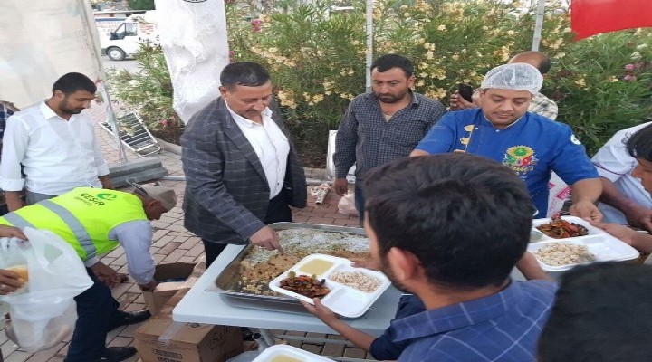 Harran Belediyesi’nden her gün 700 kişiye iftar