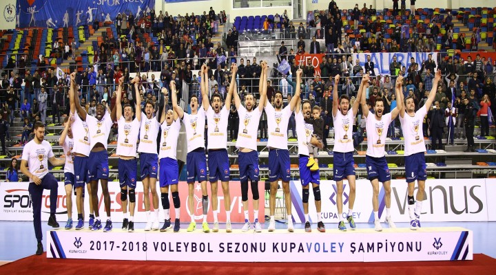 Erkekler Kupa Voley'de şampiyon Halkbank