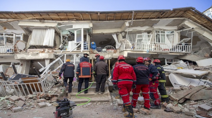 İçişleri Bakanlığı: 90 artçı deprem oldu