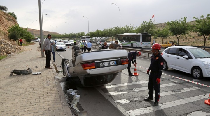 Şanlıurfa'da otomobil devrildi: 7 yaralı