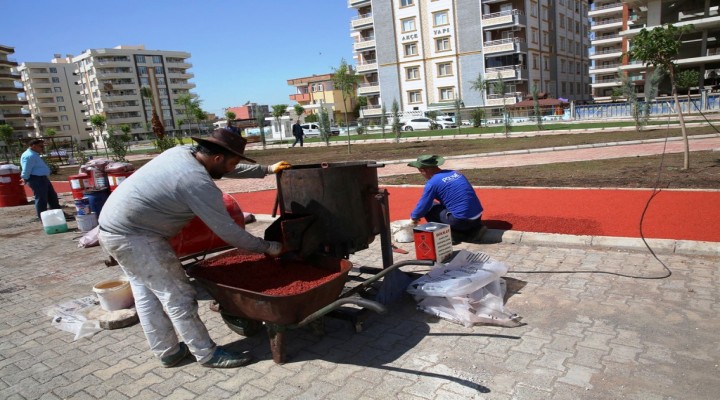 Haliliye Belediyesinden park yapım ve onarım çalışmaları