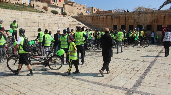 Şanlıurfa’da bisiklet hediyeli şehir turu